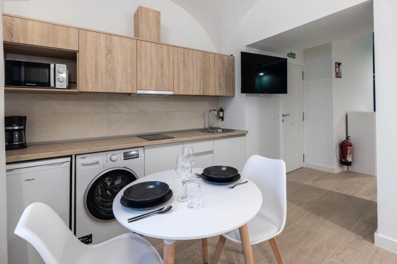 Apartamentos Turisticos De La Bernarda Caces Eksteriør bilde