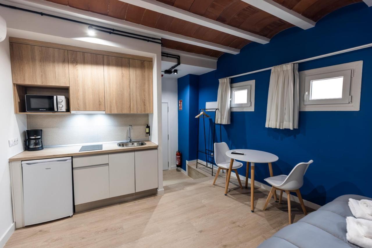 Apartamentos Turisticos De La Bernarda Caces Eksteriør bilde