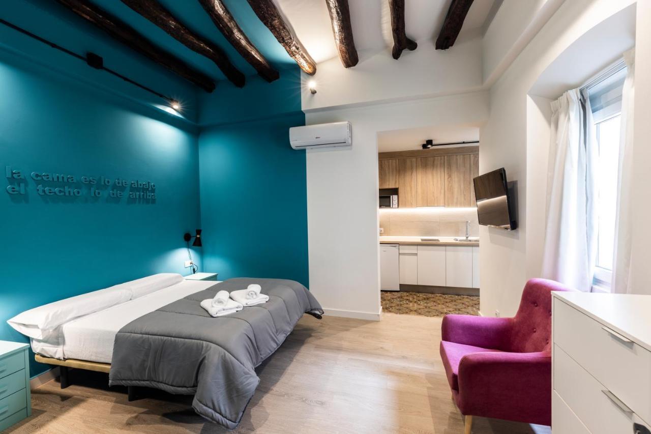 Apartamentos Turisticos De La Bernarda Caces Eksteriør bilde