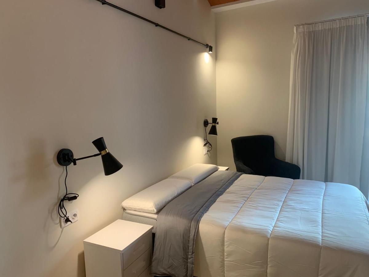 Apartamentos Turisticos De La Bernarda Caces Eksteriør bilde